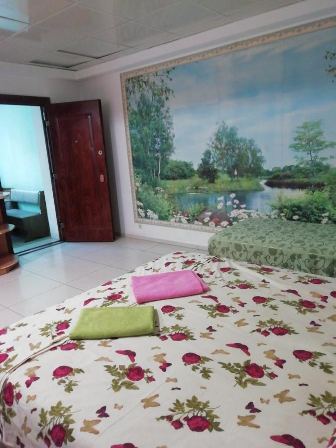 Квартира Посуточно Каменское Apartment Ngoại thất bức ảnh